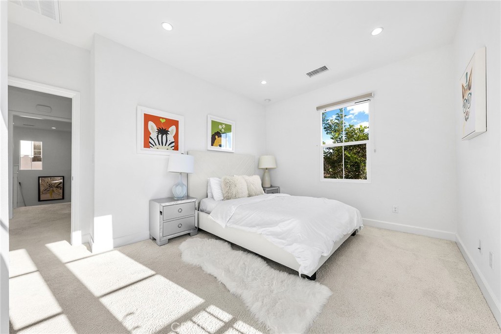 67 Runner Irvine, CA 92620 - Photo 39 of 62