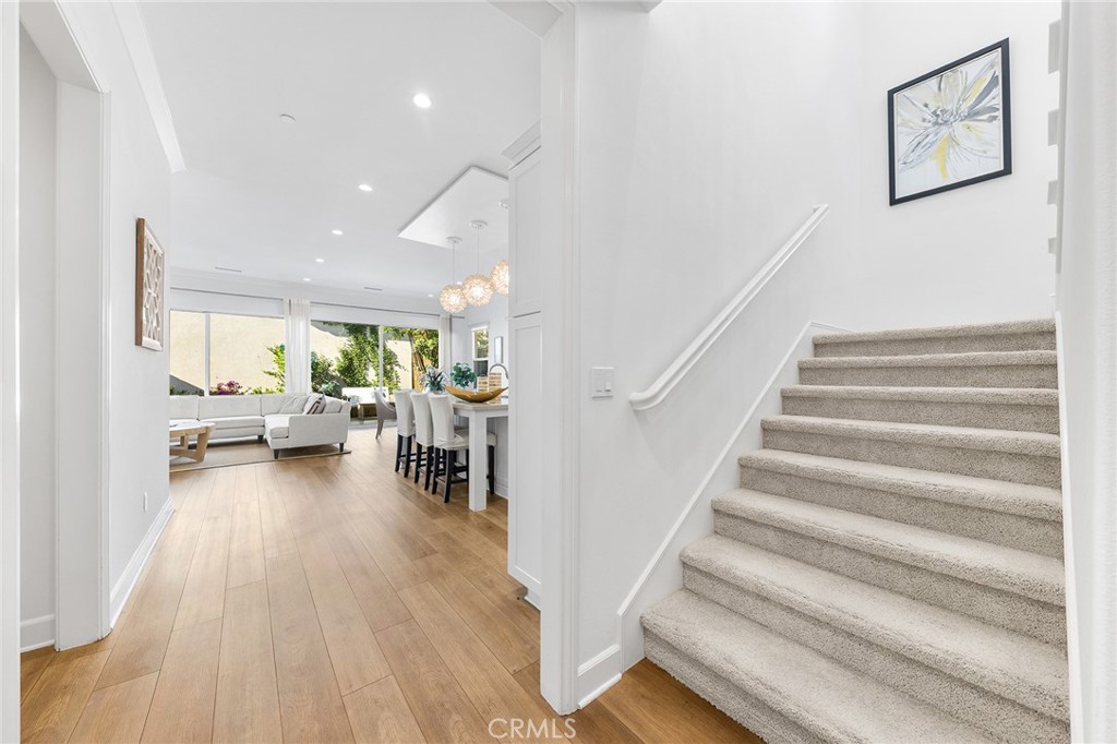 67 Runner Irvine, CA 92620 - Photo 5 of 62