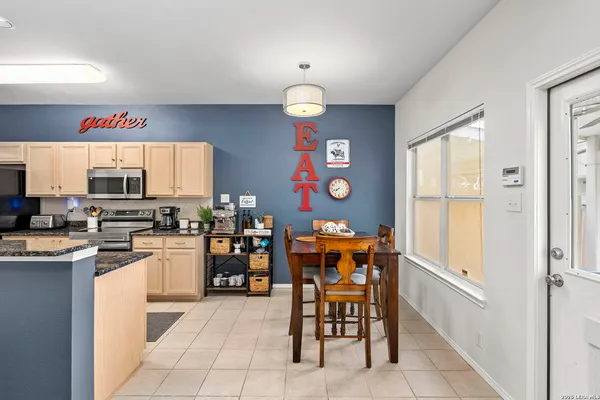 $1,750 | 7119 Snowden Crest, San Antonio, TX 78240