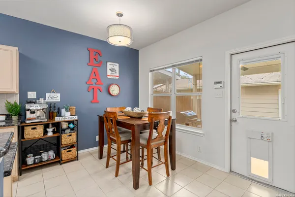 $1,750 | 7119 Snowden Crest, San Antonio, TX 78240