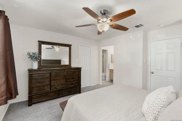 $1,750 | 7119 Snowden Crest, San Antonio, TX 78240