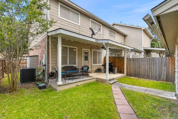 $1,750 | 7119 Snowden Crest, San Antonio, TX 78240