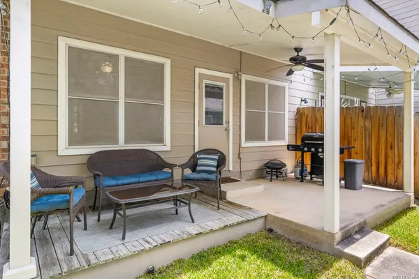 $1,750 | 7119 Snowden Crest, San Antonio, TX 78240