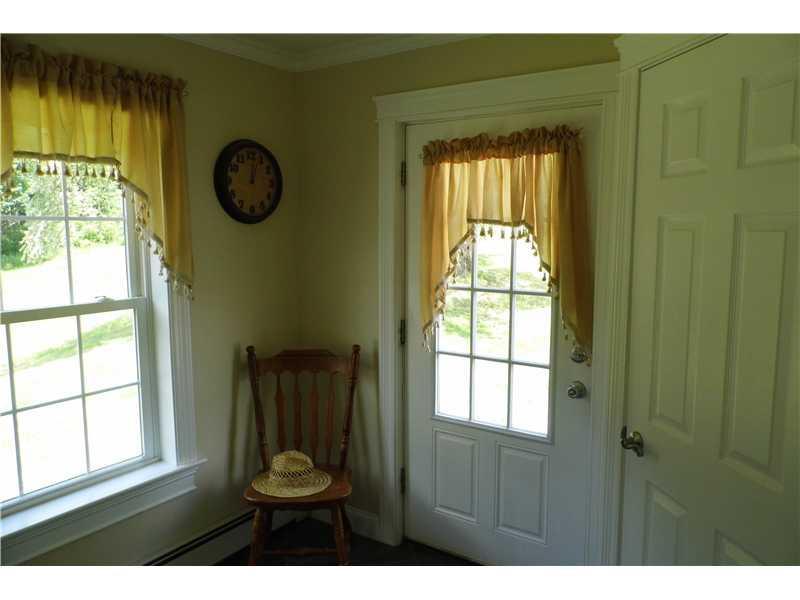 374 Paris Hill Road South Paris, ME 04281 - Photo 9 of 19 Entry.
