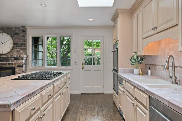 $5,430,000 | 321 Claire Place, Menlo Park, CA 94025