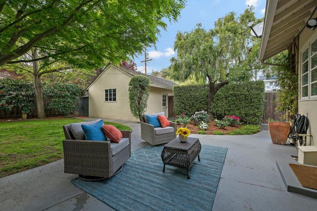 $5,430,000 | 321 Claire Place, Menlo Park, CA 94025
