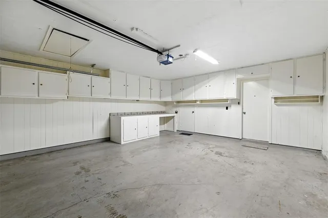 $285,000 | 2819 Capella Circle, Garland, TX 75044