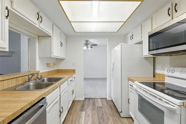 $285,000 | 2819 Capella Circle, Garland, TX 75044