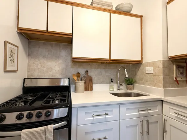$1,850 | 770 Ocean Parkway, Unit 6R | Midwood