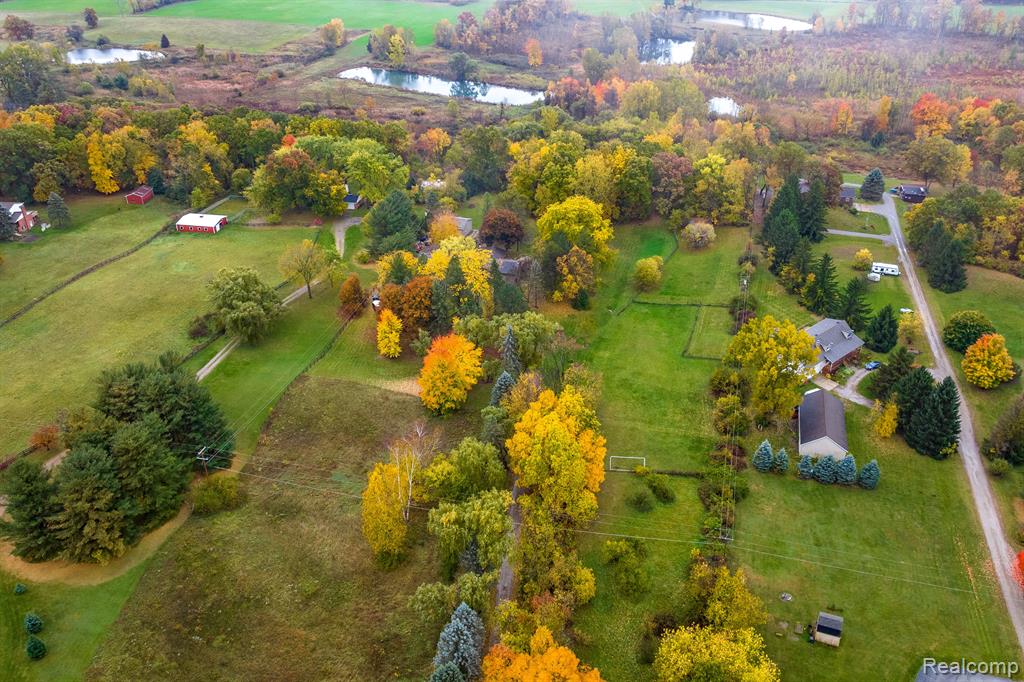 11374 Clyde Road Fenton, MI 48430 - Photo 29 of 30