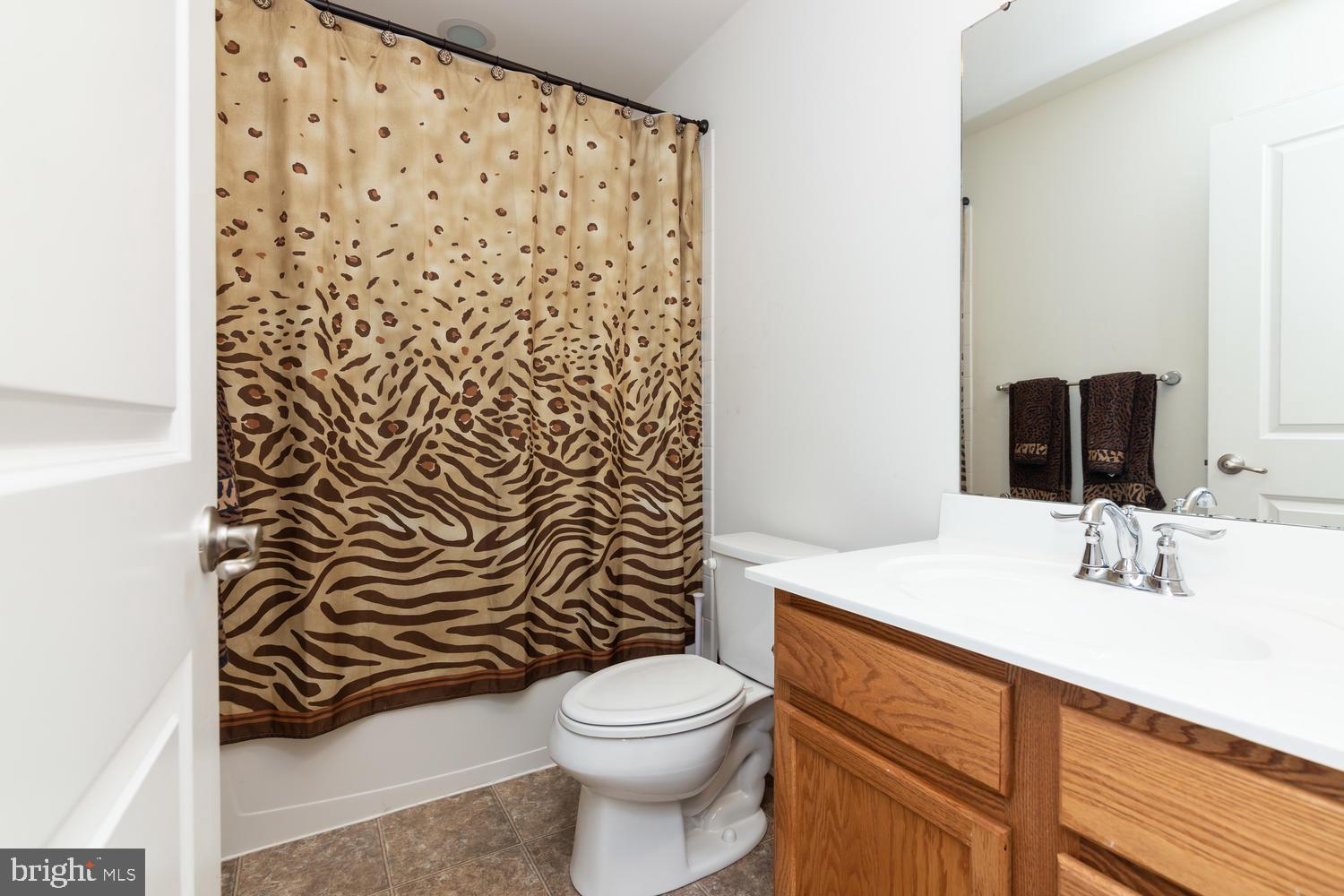 618 Barrie Road Middletown, DE 19709 - Photo 21 of 27 Hall Bath