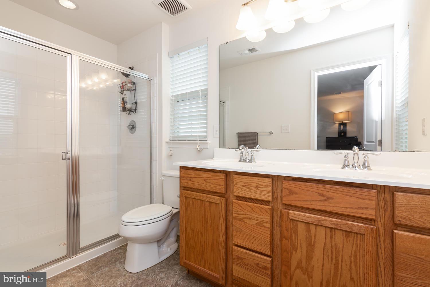 618 Barrie Road Middletown, DE 19709 - Photo 25 of 27 Master Bath