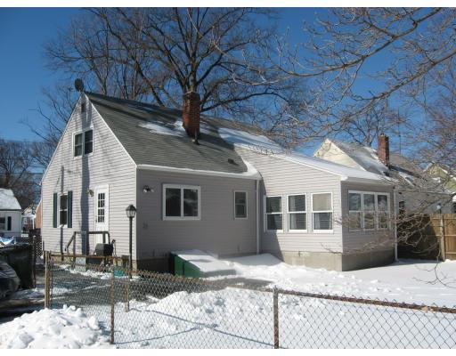 79 Eddy Street Springfield, MA 01104 - Photo 3 of 13