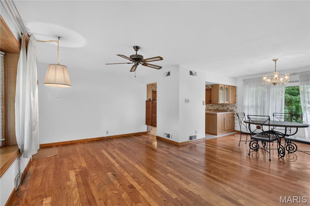 7 Wayne Street St. Charles, MO 63301 - Photo 6 of 43