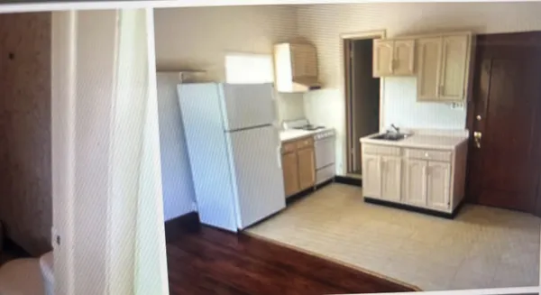 $279,000 | 217 South 3rd Street, DeKalb, IL 60115