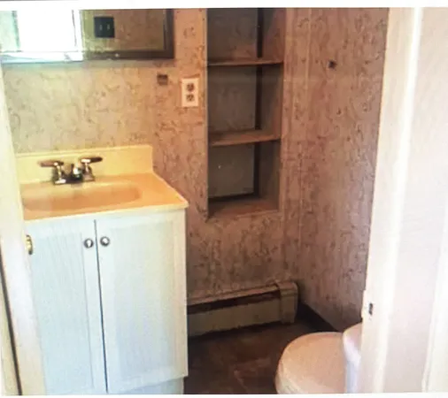 $279,000 | 217 South 3rd Street, DeKalb, IL 60115