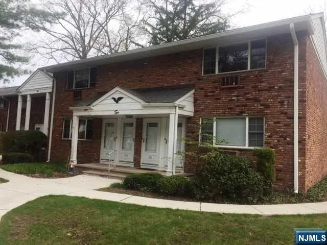 $2,000 | 215 Washington Drive, Unit 215, Ramsey, NJ 07446