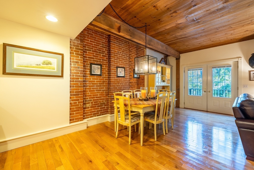 7 Chester Road, Unit 212 Derry, NH 03038 - Photo 11 of 33