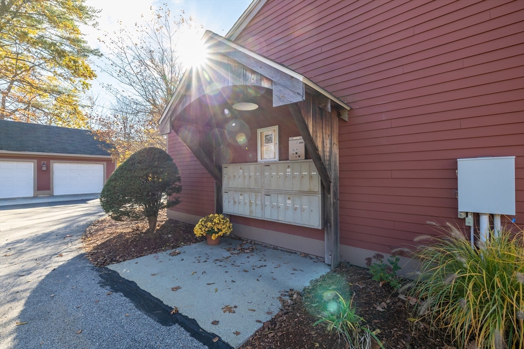 7 Chester Road, Unit 212 Derry, NH 03038 - Photo 28 of 33