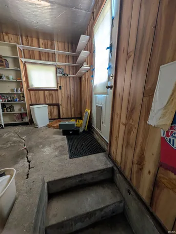 $227,500 | 3305 West Petty Road, Muncie, IN 47304