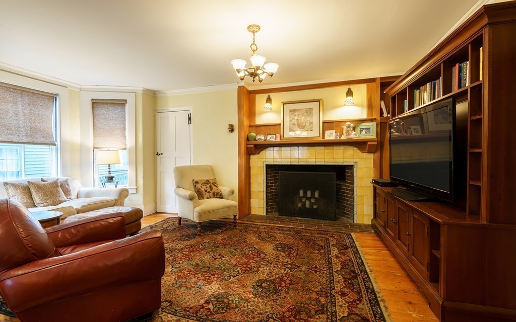 16 Franklin Street Marblehead, MA 01945 - Photo 9 of 25