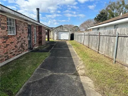 $128,000 | 7524 Daniel Drive, New Orleans, LA 70127