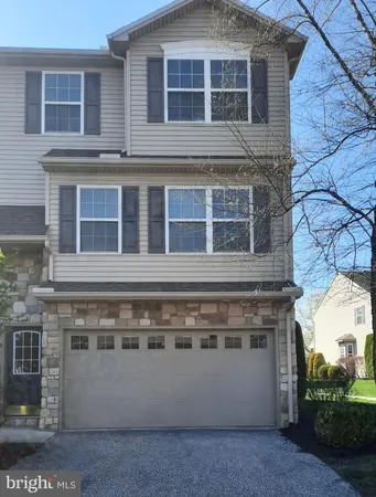 $2,295 | 304 Antilles Court, Mechanicsburg, PA 17050