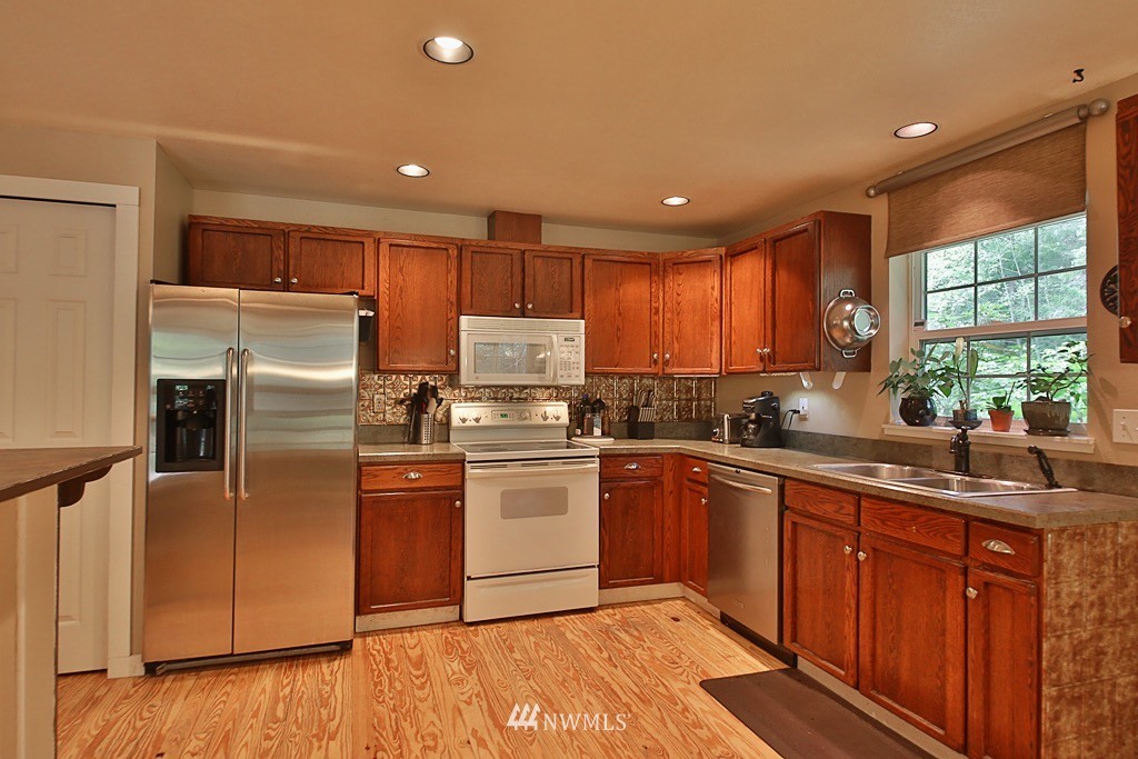 5577 Langley Road Langley, WA 98260 - Photo 14 of 25 Gallery Image 14