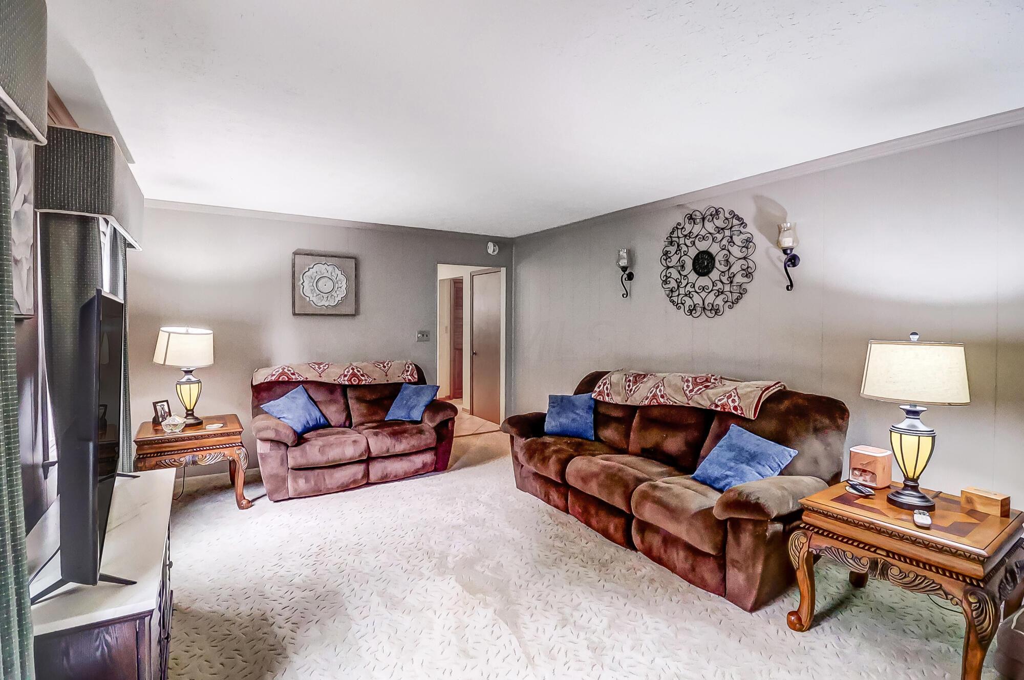 1807 East River Road Marion, OH 43302 - Photo 11 of 57 009