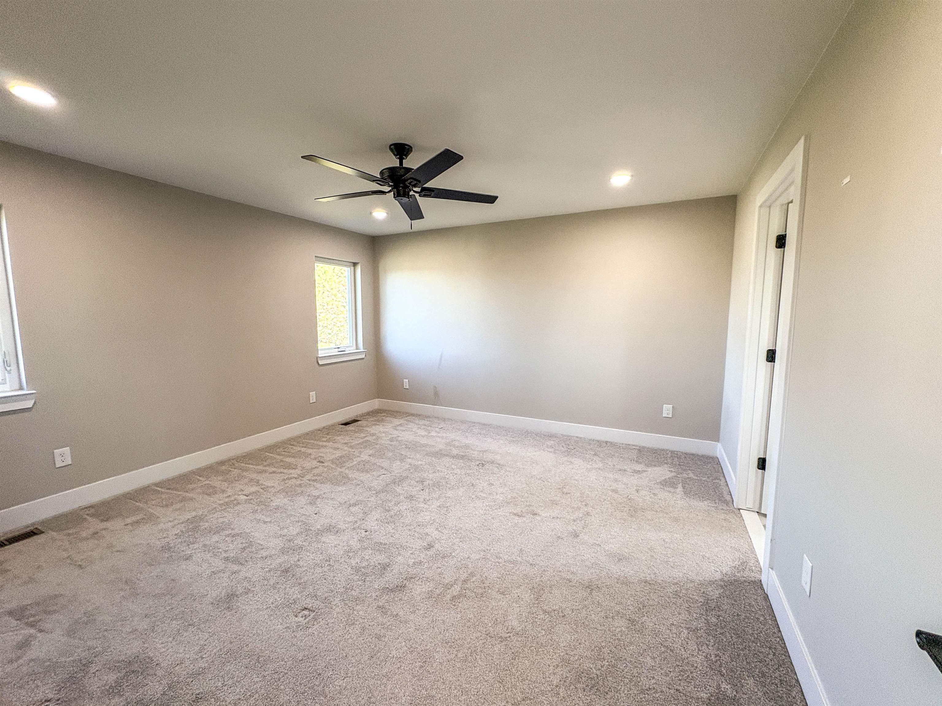 2465 McClellan Boulevard Davison, MI 48423 - Photo 17 of 34
