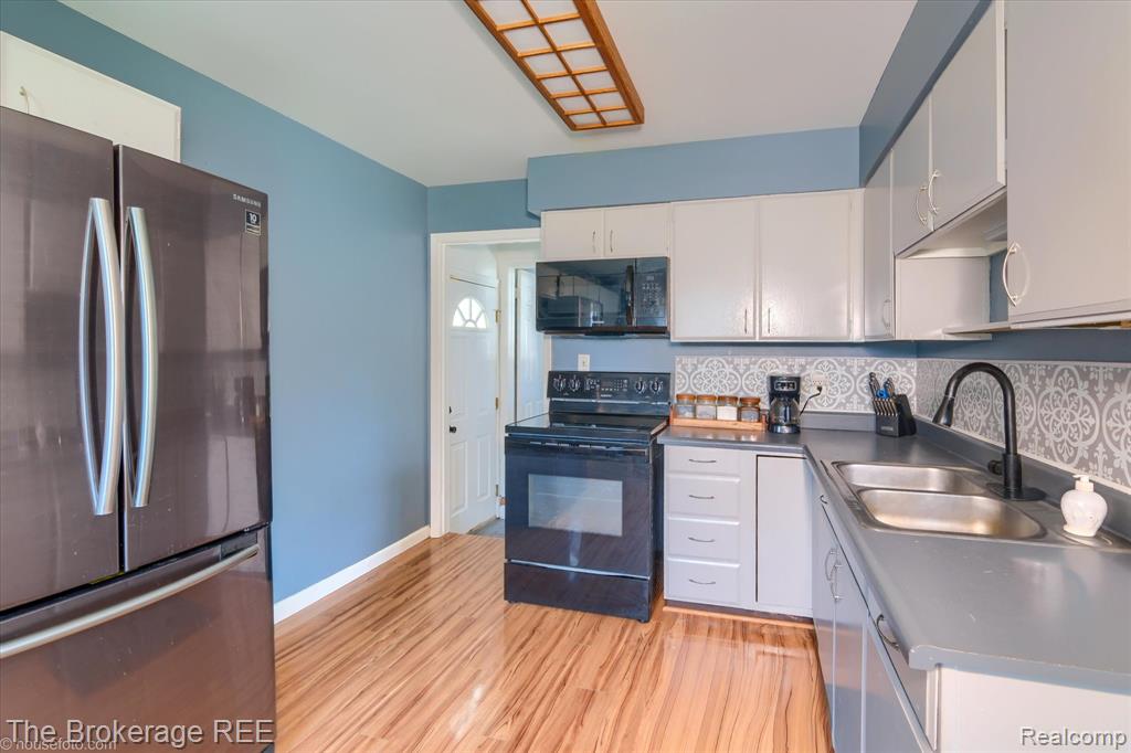 5477 Hopkins Road Flint, MI 48506 - Photo 10 of 27