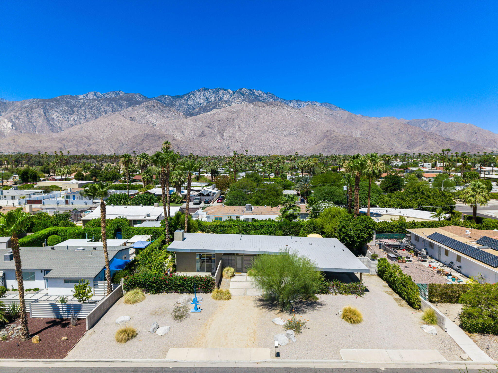 623 Desert Way Palm Springs, CA 92264 - Photo 37 of 39 a view of a city