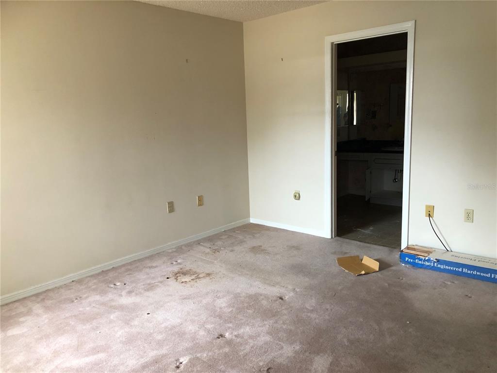 34847 Learn Road Leesburg, FL 34788 - Photo 27 of 42 a view of a room