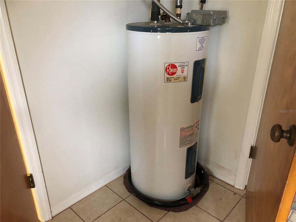 34847 Learn Road Leesburg, FL 34788 - Photo 29 of 42 a view of water heater room