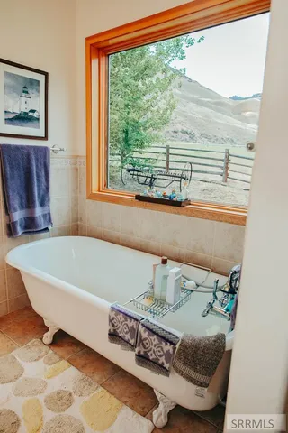 $1,100,000 | 445 Panther Creek Road, Shoup, ID 83469