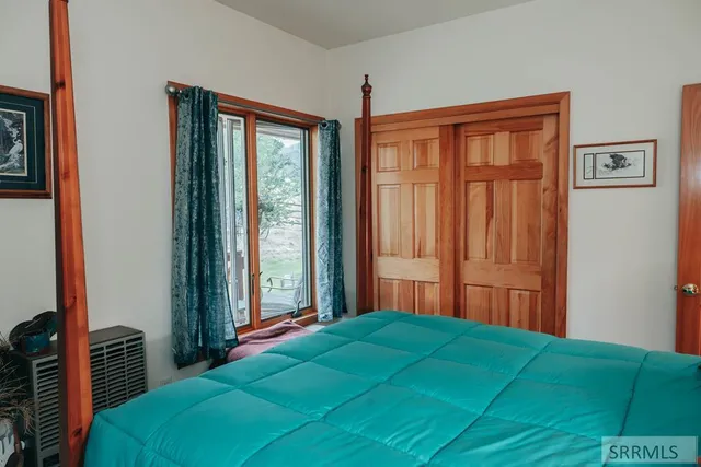 $1,100,000 | 445 Panther Creek Road, Shoup, ID 83469