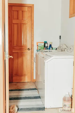 $1,100,000 | 445 Panther Creek Road, Shoup, ID 83469