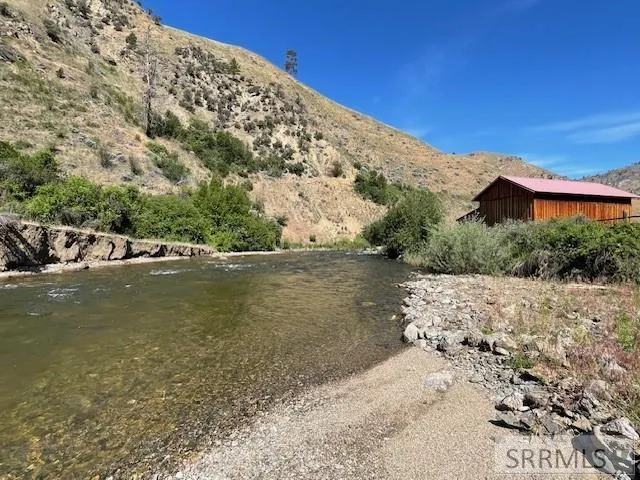 $1,100,000 | 445 Panther Creek Road, Shoup, ID 83469