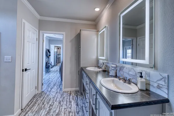 $299,900 | 3497 County Road 205, Uvalde, TX 78801