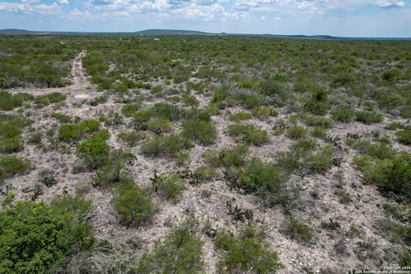 $299,900 | 3497 County Road 205, Uvalde, TX 78801