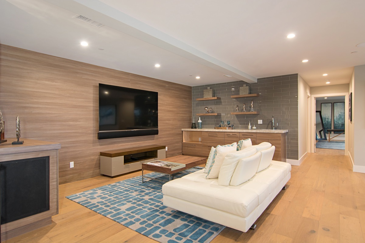 1122 La Jolla Rancho Road La Jolla, CA 92037 - Photo 16 of 25