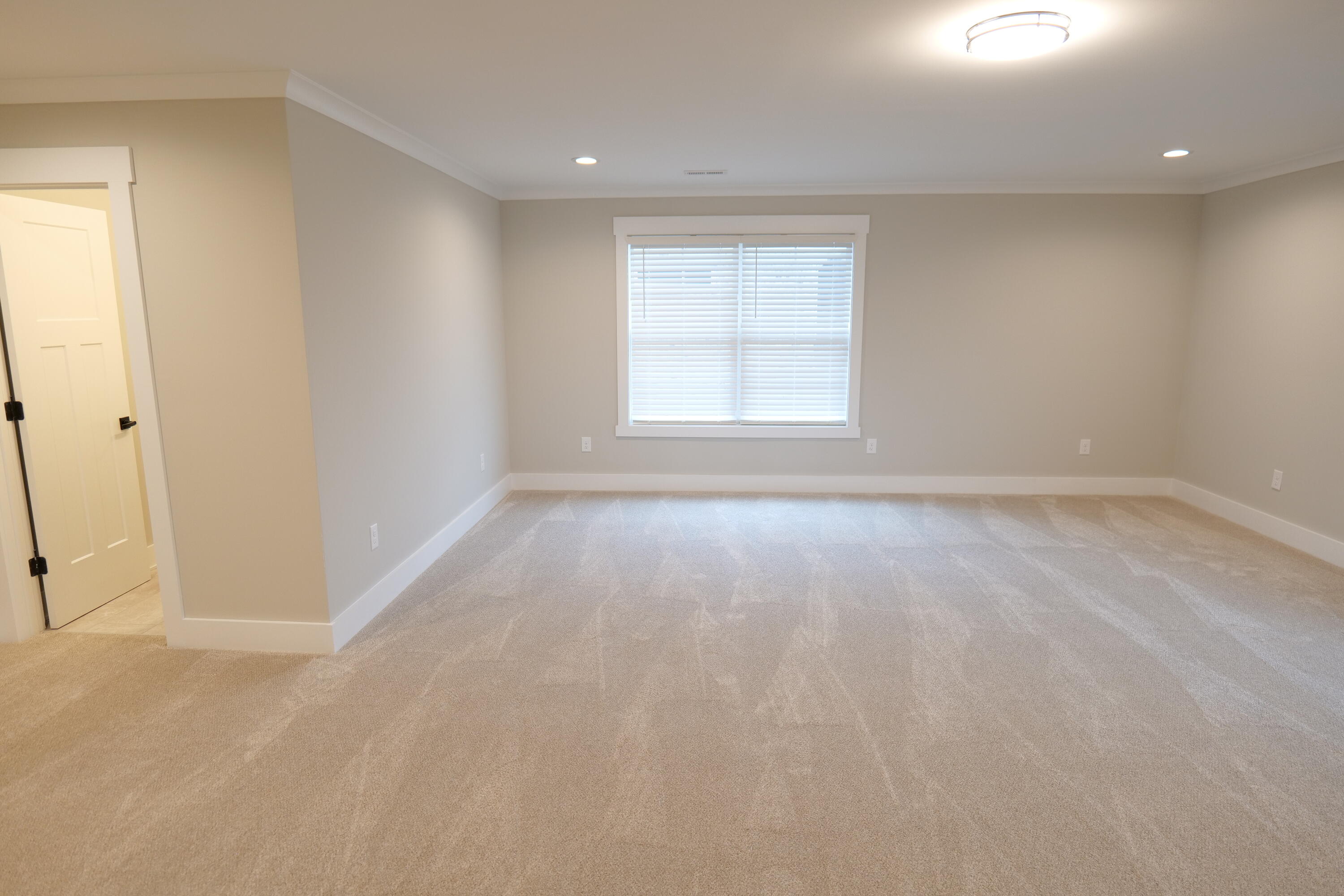 4093 Buttermilk Road Lexington, KY 40509 - Photo 15 of 43 P1001343