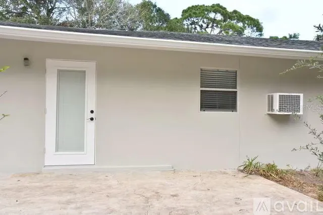 $1,495 | 3409 22nd St Court West, Unit B, Bradenton, FL 34205