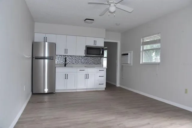 $1,495 | 3409 22nd St Court West, Unit B, Bradenton, FL 34205