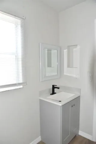 $1,495 | 3409 22nd St Court West, Unit B, Bradenton, FL 34205