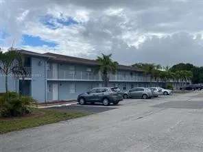 $1,500 | 617 Ixoria Avenue, Unit 2, Fort Pierce, FL 34982