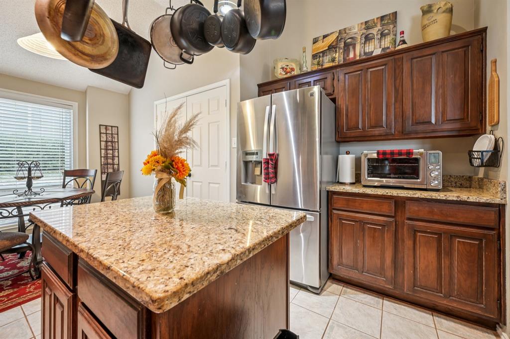 18519 Timber Oaks Drive Dallas, TX 75287 - Photo 12 of 26