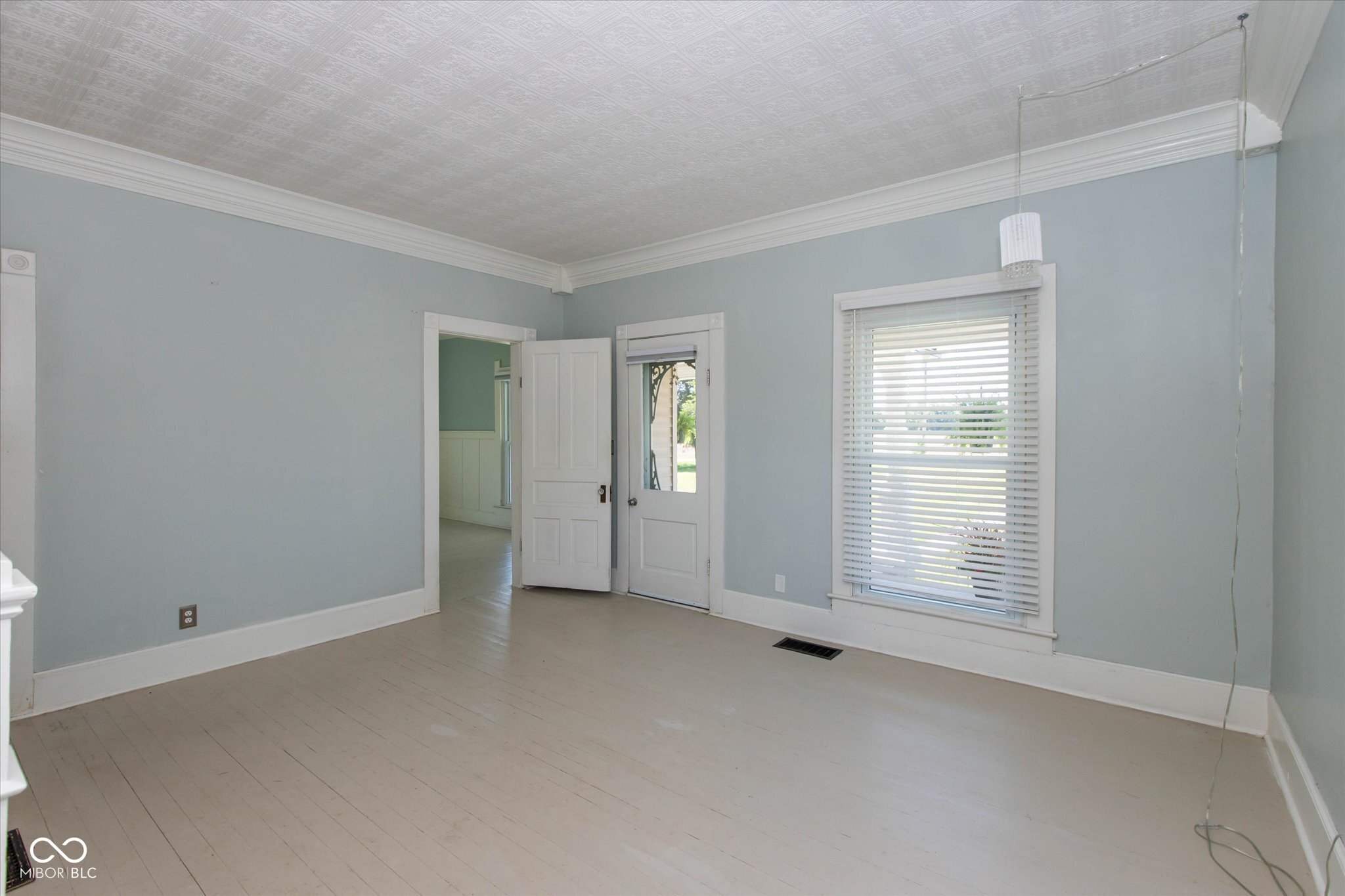 6862 Travis Road Greenwood, IN 46143 - Photo 12 of 37