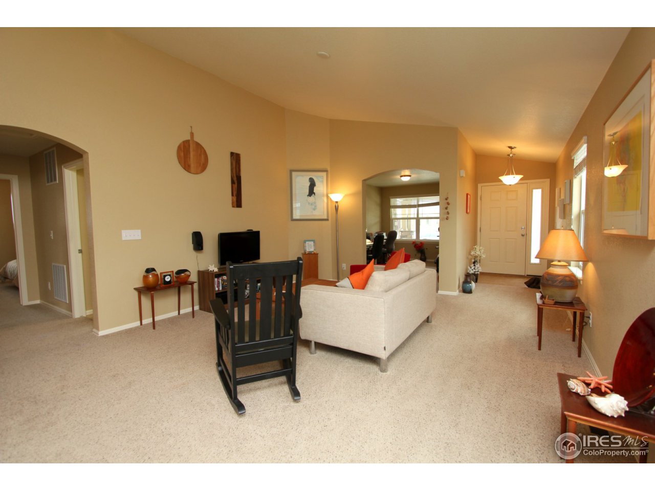 3320 Wagon Trail Road Fort Collins, CO 80524 - Photo 3 of 21 Living Room