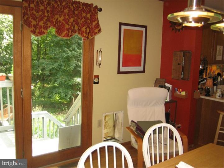 71 Yellow Meetinghouse Road Cream Ridge, NJ 08514 - Photo 7 of 25 Breakfast Room
